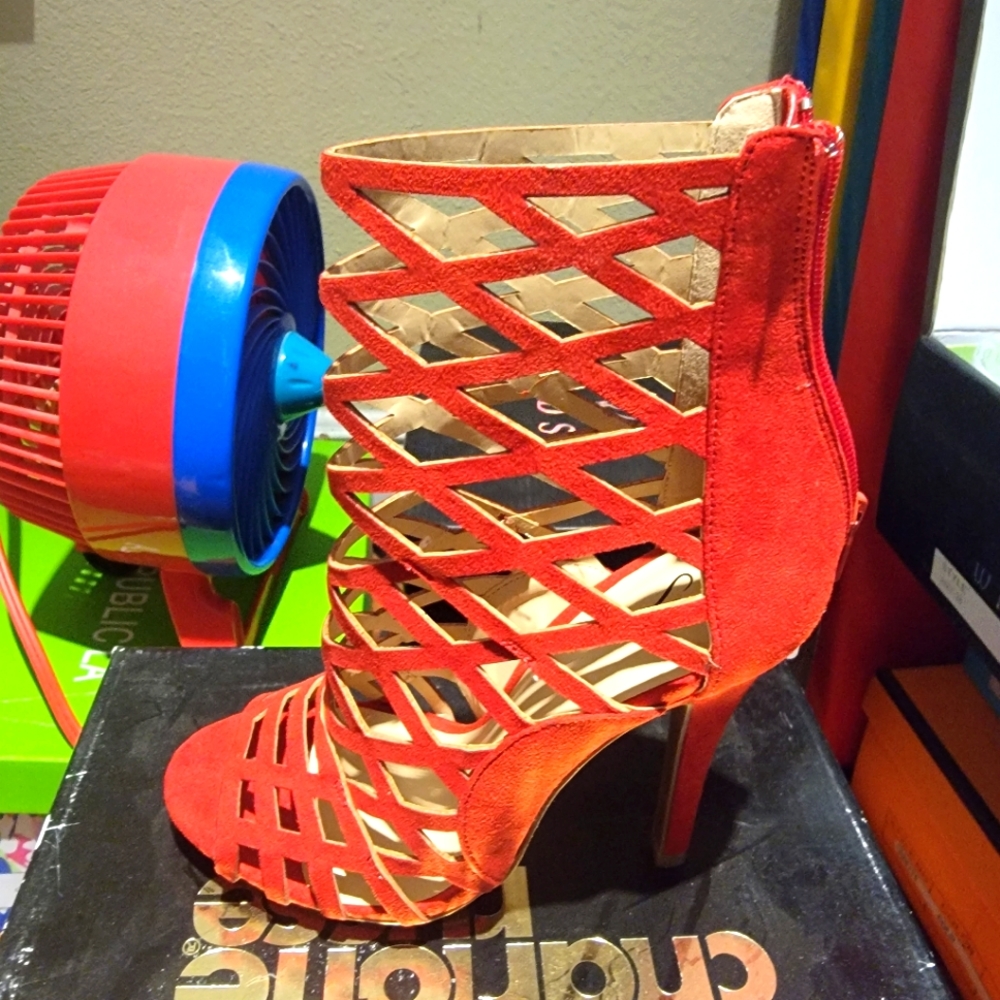 Red heels size 5.5